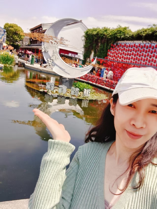 晓晓的第一张照片--石狮征婚网