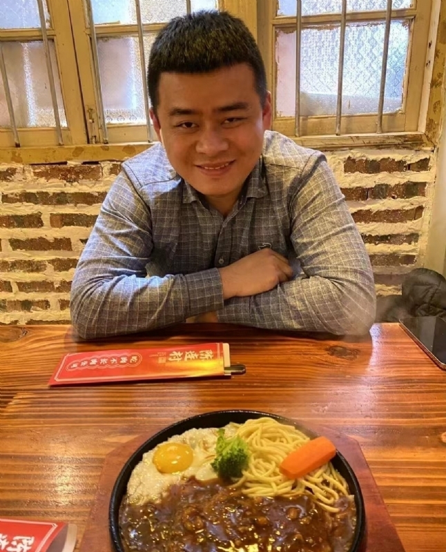 薛诚玖的第三张照片--石狮征婚网