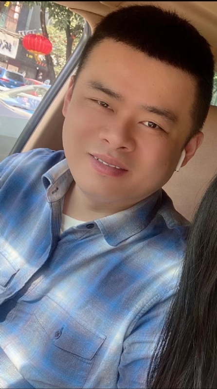 薛诚玖的第四张照片--石狮征婚网